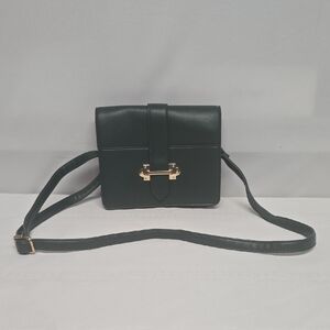 Elegant Black Leather Crossbody Bag